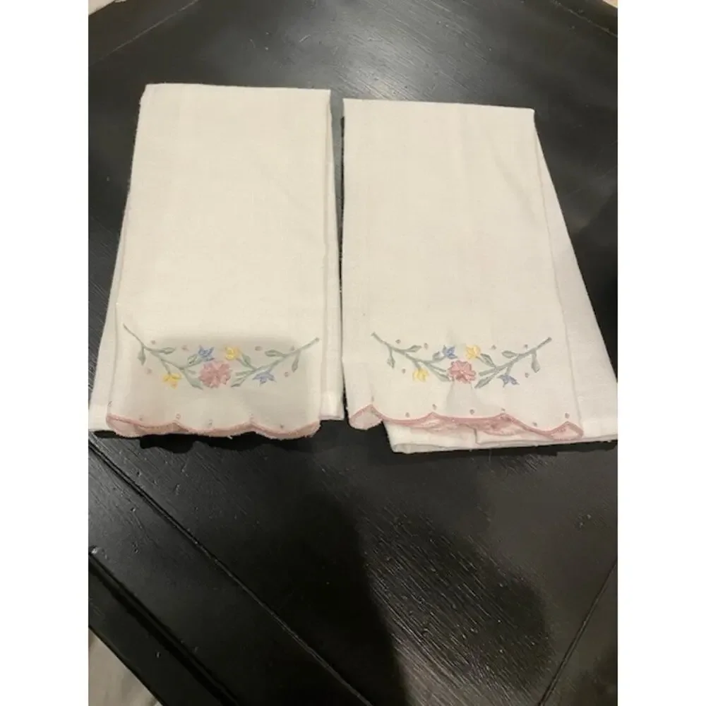 Beautiful Finger Towels-2 sets of two